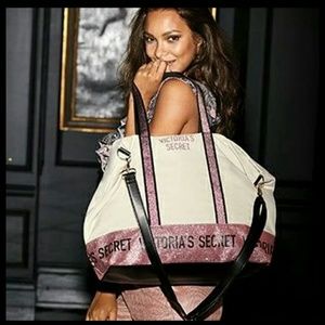 Victoria secret weekender